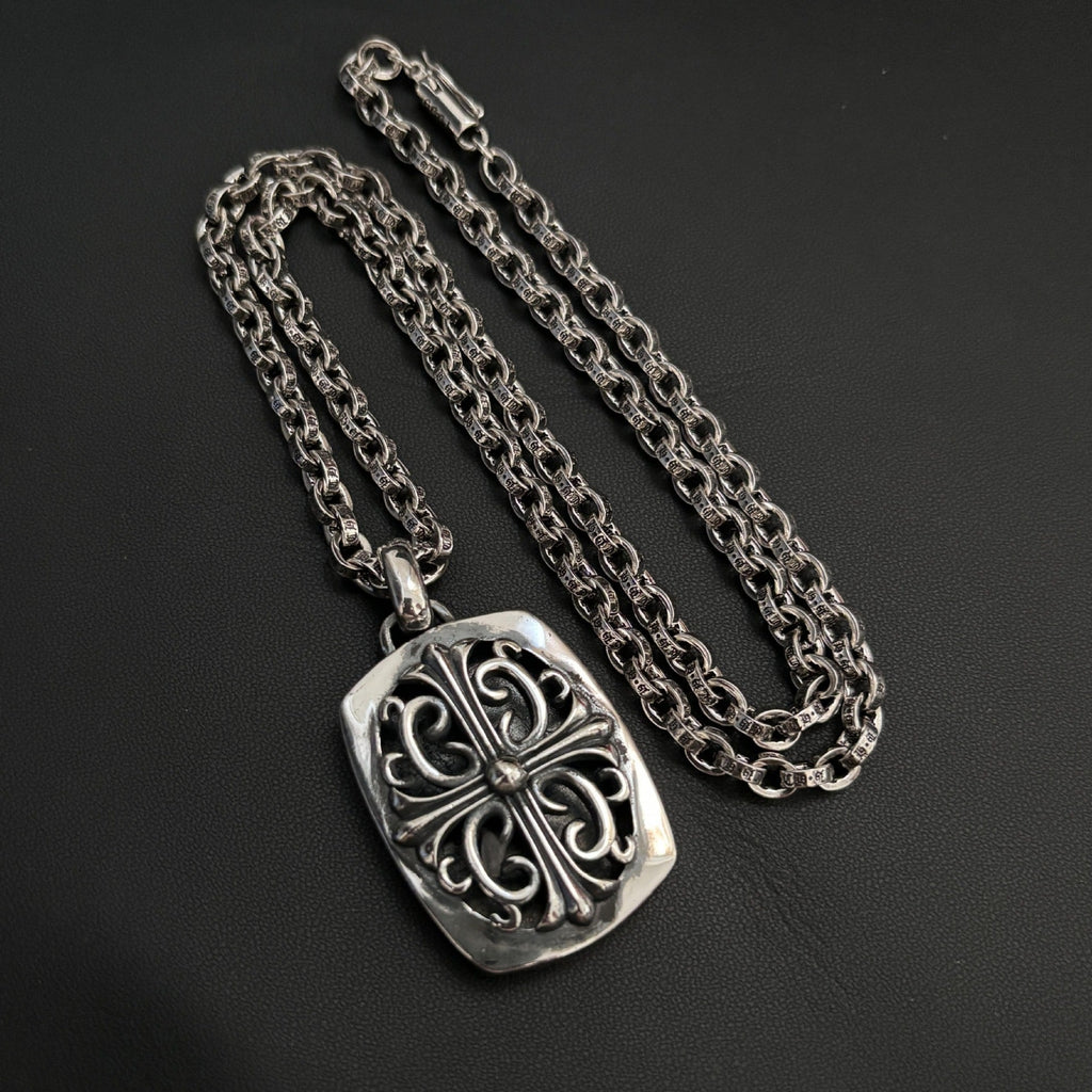 Chrome Hearts Crusader flower square pendant